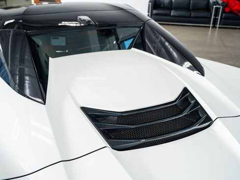 Used 2024 Chevrolet Corvette Z06 w/ LPO, Roadside Safety Package image 28