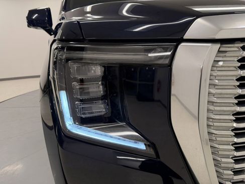 Used 2021 GMC Yukon XL Denali image 65