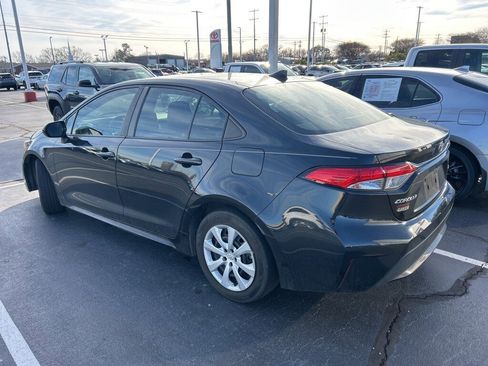 Used 2020 Toyota Corolla LE image 5