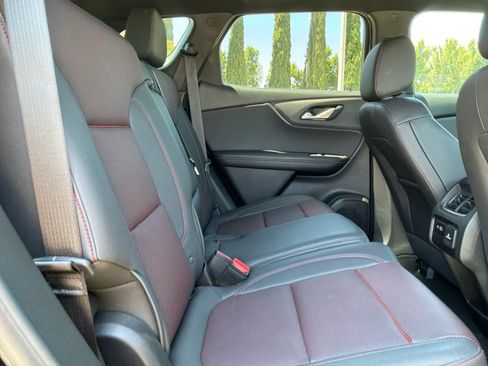 Used 2025 Chevrolet Blazer RS AWD/4WD image 19