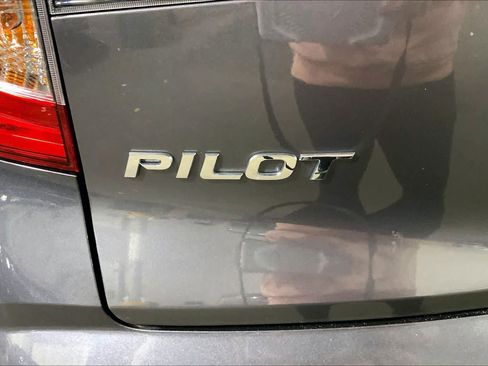 Used 2022 Honda Pilot Special Edition image 9
