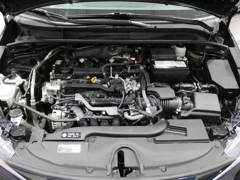 Used 2023 Toyota Corolla LE image 31