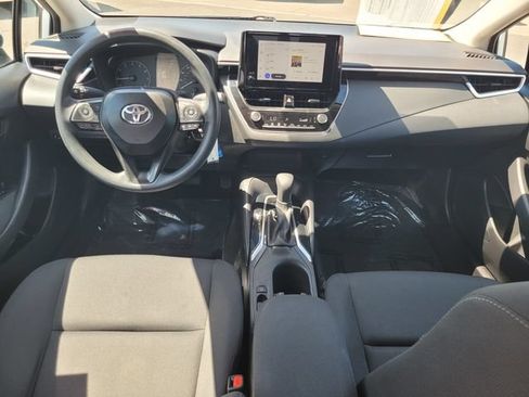 Used 2023 Toyota Corolla LE FWD image 16