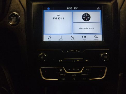 Used 2019 Ford Fusion SE w/ Equipment Group 151A FWD image 25