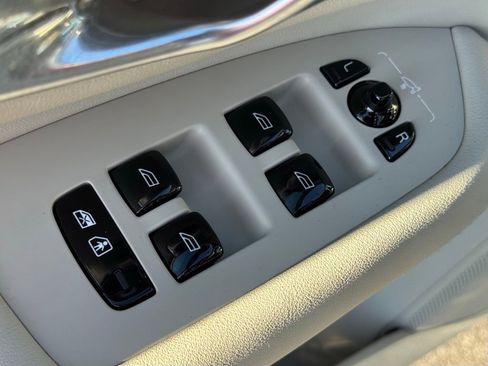 Used 2024 Volvo XC90 B6 Ultimate image 31