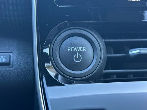 Certified 2024 Subaru Solterra w/ Touring Package image 27