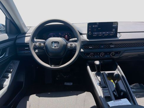 New 2026 Honda Accord SE image 18