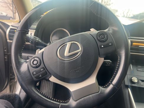 Used 2016 Lexus IS 200t image 16