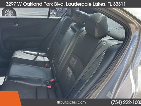 Used 2017 Honda Accord Sport image 24