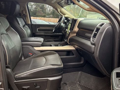 Used 2020 RAM 2500 Laramie image 29