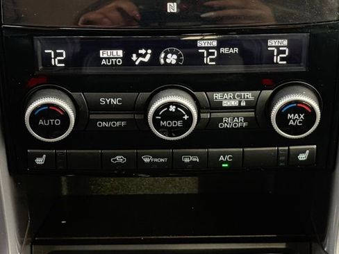Used 2021 Subaru Ascent Limited w/ Technology Package AWD/4WD image 4