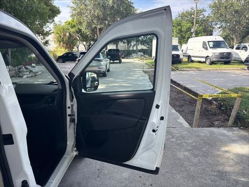 Used 2022 RAM ProMaster City Tradesman w/ Window Group 05 FWD image 24