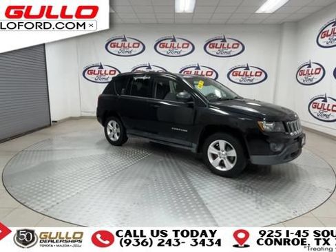 Used 2015 Jeep Compass Sport w/ Power Value Group FWD image 2