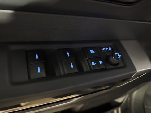 Used 2024 Toyota Tundra Limited w/ Power Package image 13