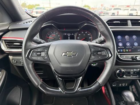 Used 2023 Chevrolet TrailBlazer RS w/ Convenience Package AWD/4WD image 10