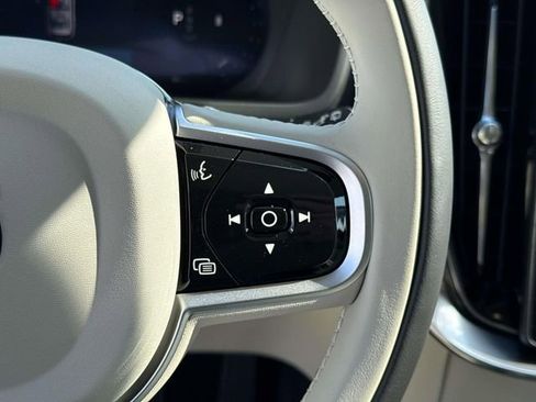 New 2026 Volvo XC90 B6 Ultra image 26