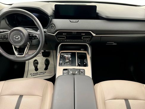 Used 2025 MAZDA CX-70 Plug-In Hybrid w/ Premium Pkg image 14