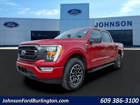 Certified 2022 Ford F150 XLT w/ Equipment Group 302A High image 3