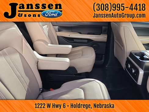 Used 2024 Ford Expedition Max Limited image 17