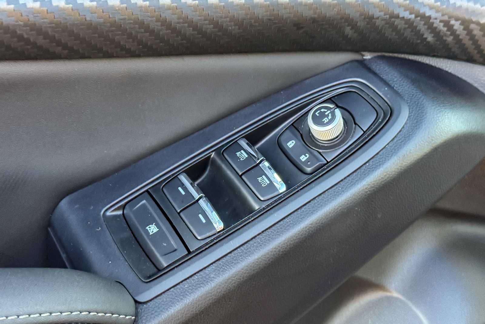 Used 2026 Subaru Ascent Premium AWD/4WD image 14