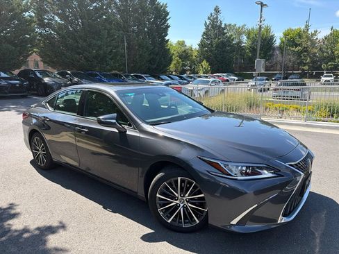 Certified 2025 Lexus ES 350 w/ Premium Package FWD image 3