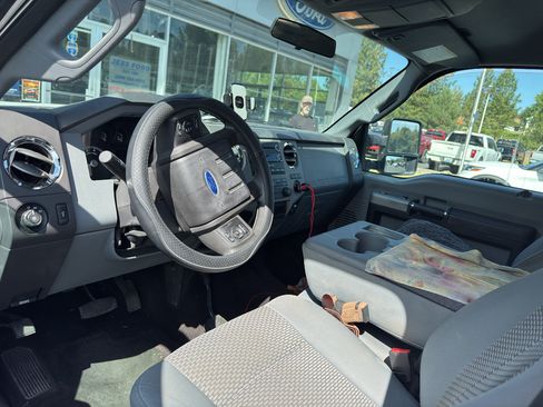 Used 2016 Ford F250 XLT AWD/4WD image 7