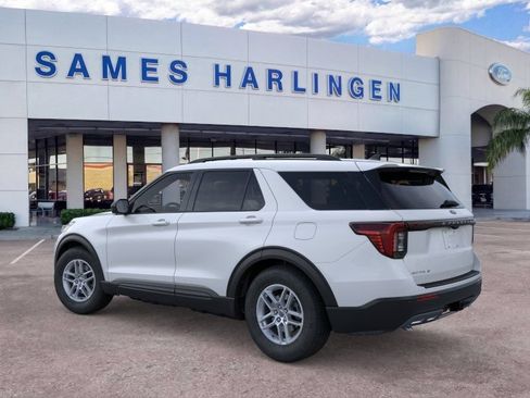 New 2026 Ford Explorer Active w/ Active Comfort Package RWD image 4