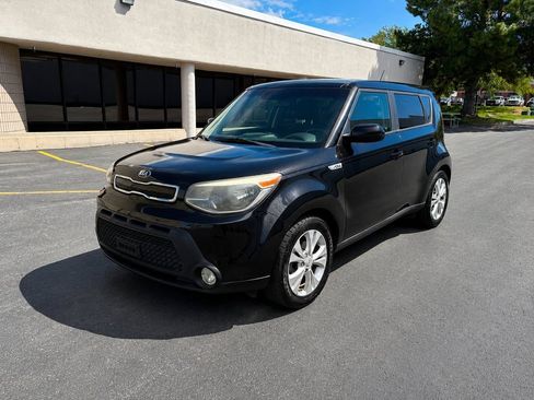 Used 2016 Kia Soul + FWD image 1
