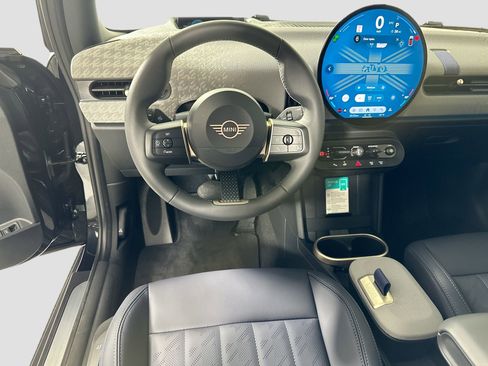 New 2026 MINI Cooper 2-Door Hardtop image 25