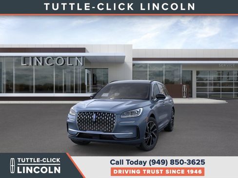 New 2026 Lincoln Corsair Grand Touring AWD/4WD image 2