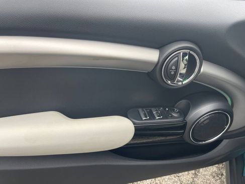 Used 2020 MINI Cooper S w/ Driver Assistance Package FWD image 6