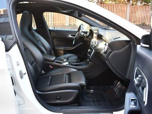 Used 2019 Mercedes-Benz CLA 250 4MATIC w/ Premium Package image 29