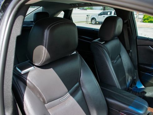 Used 2016 Cadillac XTS Premium FWD image 39