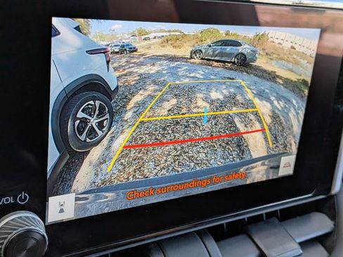 Used 2024 Toyota RAV4 LE image 6