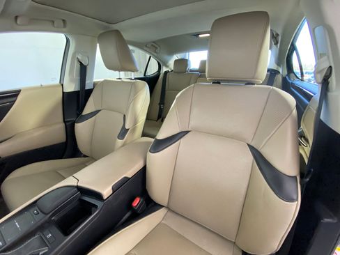 Used 2019 Lexus ES 350 image 22