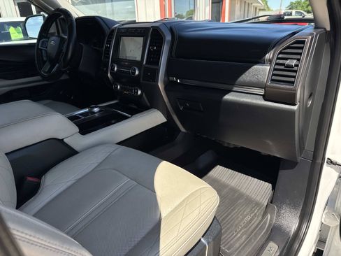 Used 2021 Ford Expedition Platinum RWD image 13
