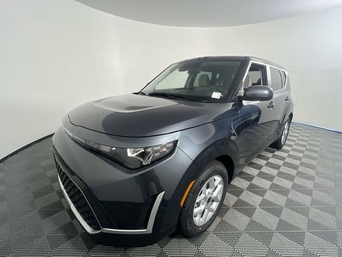 New 2025 Kia Soul LX image 8