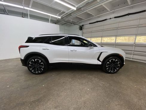 Used 2024 Chevrolet Blazer EV RS image 7