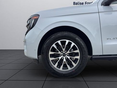 Used 2025 Ford Expedition Platinum image 22