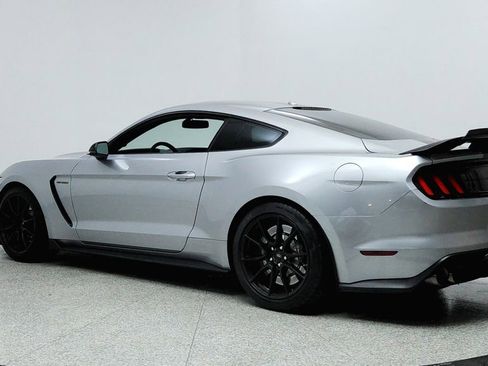 Used 2020 Ford Mustang Shelby GT350 w/ Technology Package image 3