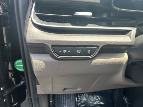 New 2025 Kia Carnival SX FWD image 29