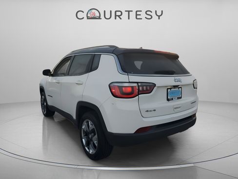 Certified 2019 Jeep Compass Limited image 2