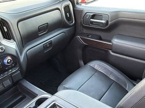 Used 2019 GMC Sierra 1500 SLT w/ SLT Premium Package image 18