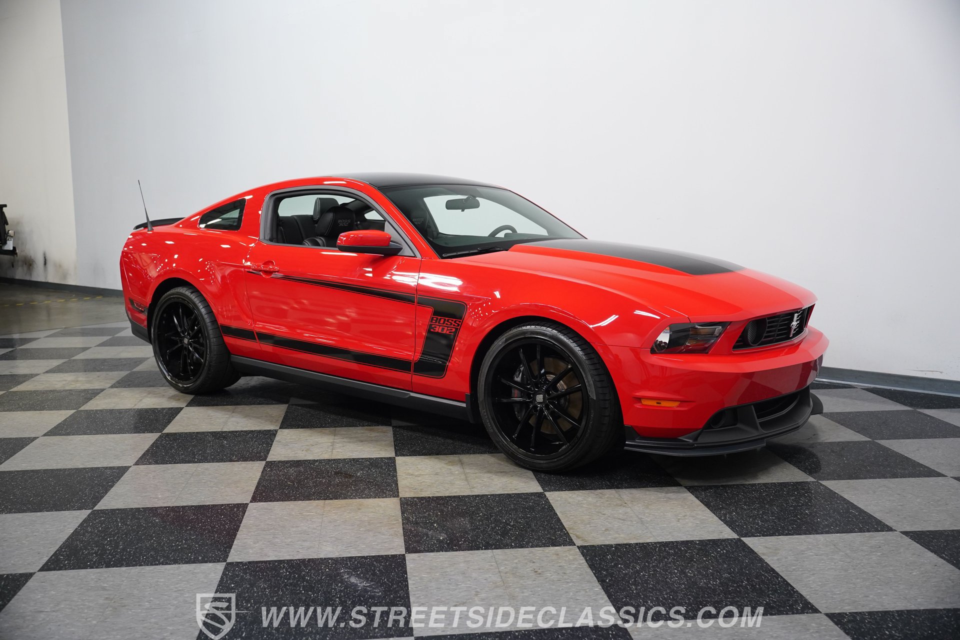 Used 2012 Ford Mustang Boss 302 w/ Boss 302 Accessory Pkg RWD image 16