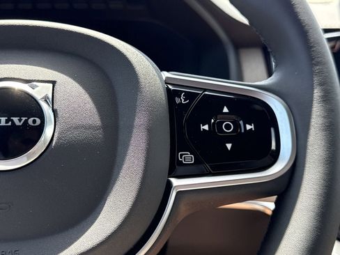 New 2026 Volvo XC90 T8 Ultra w/ Protection Package Premier AWD/4WD image 25