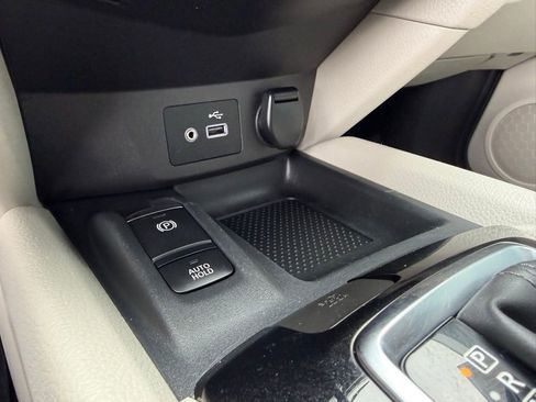 Certified 2022 Nissan Rogue Sport SL image 26