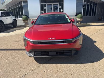 New 2025 Kia K4 LXS