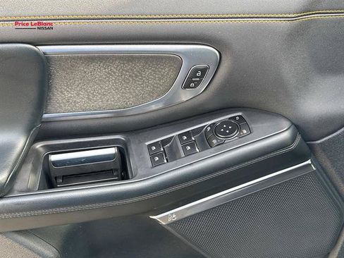 Used 2025 Ford Expedition Tremor AWD/4WD image 19