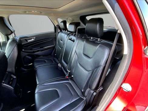 Used 2021 Ford Edge Titanium w/ Cargo Accessory Package AWD/4WD image 18