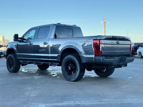Used 2022 Ford F250 Lariat w/ Lariat Ultimate Package image 5